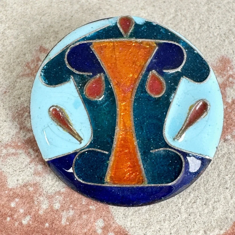 Vintage Mid-Century Modern Cloisonne Enamel Abstract Cow Face Brooch‎ Unsigned